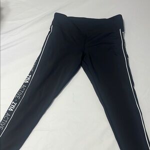 Zyia leggings